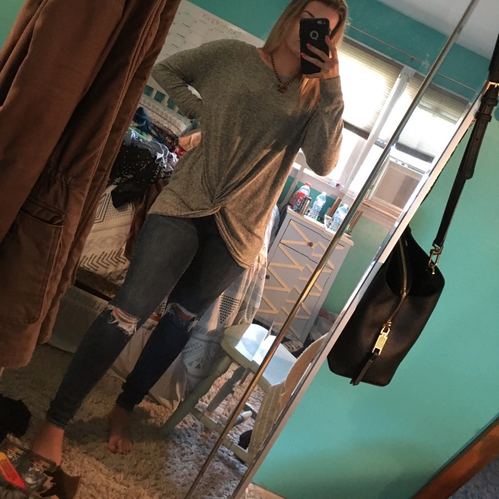 Sweater - Picture 3 of 3